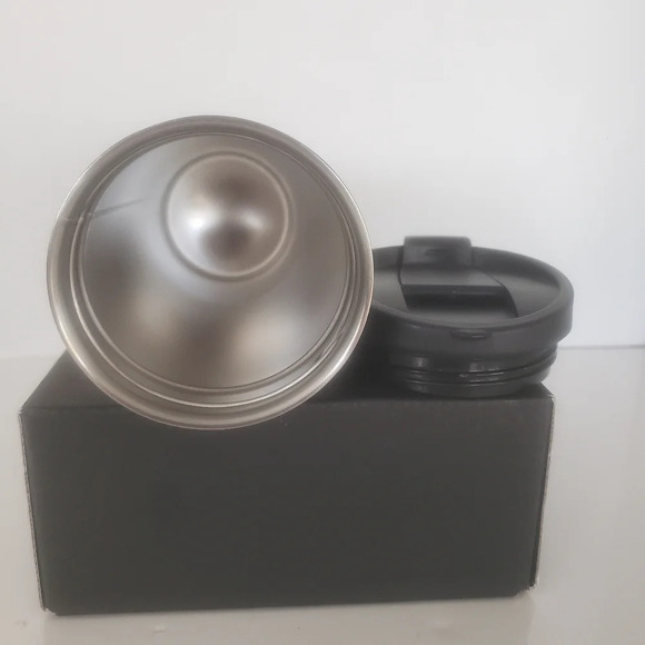 Starbucks Tall Blue Stainless Coffee Tumbler with Umbrella a d Raindrops. - Picture 7 of 10